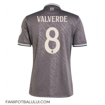 Real Madrid Federico Valverde #8 Tricou Fotbal Replică 2024-25 Barbati Treilea
